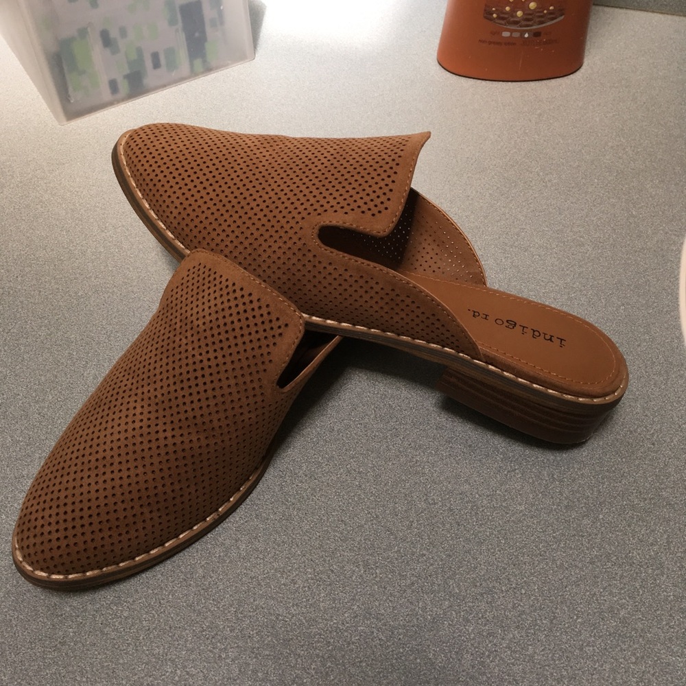 Indigo rd. Slipons